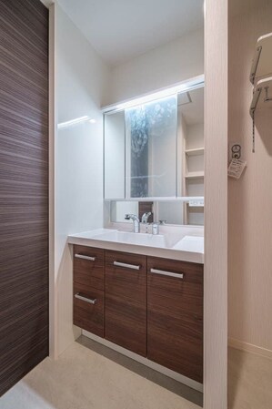 レィディエンス本町の物件内観写真